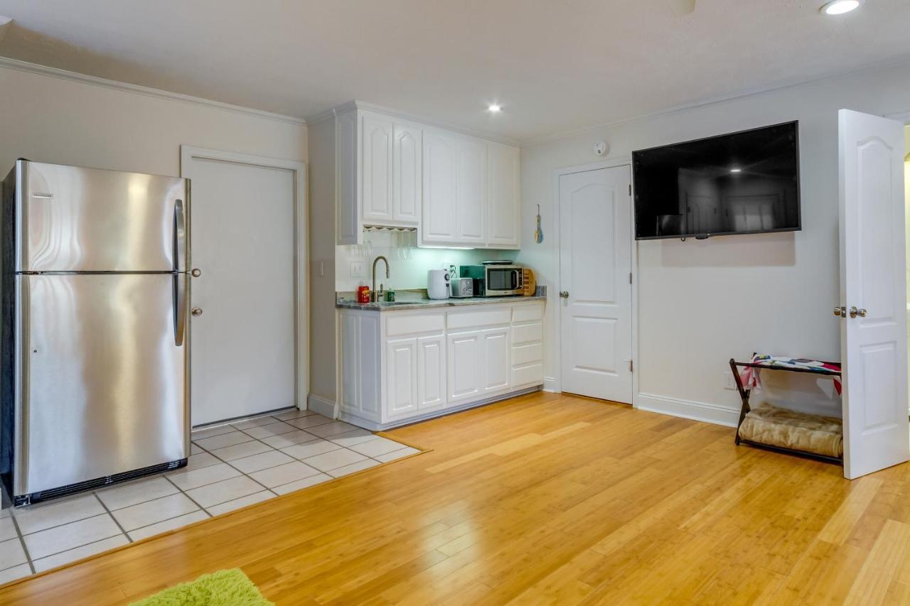 Gulf Breeze Vacation Rental For 2 With Pool Access! Exterior foto