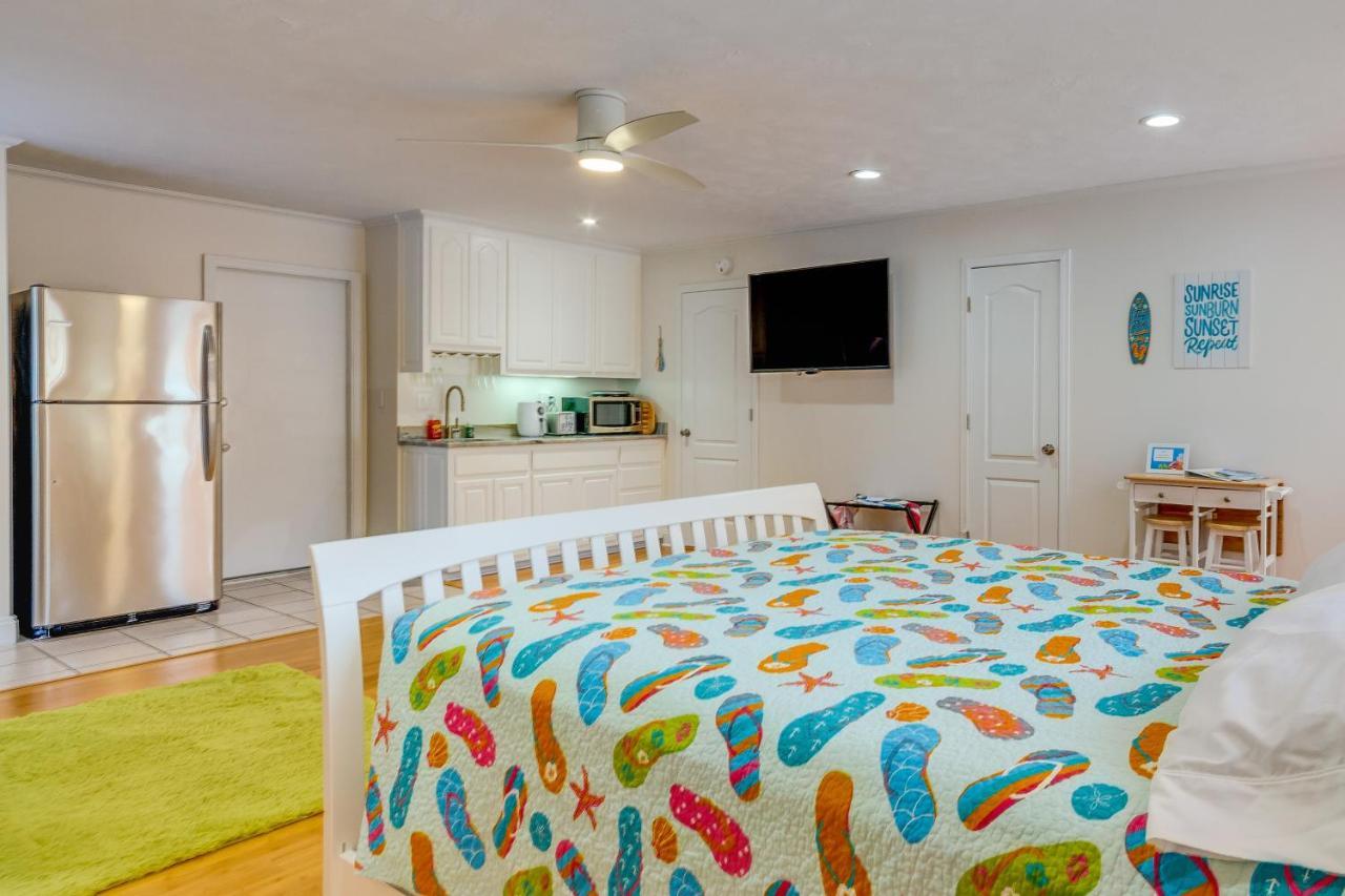 Gulf Breeze Vacation Rental For 2 With Pool Access! Exterior foto