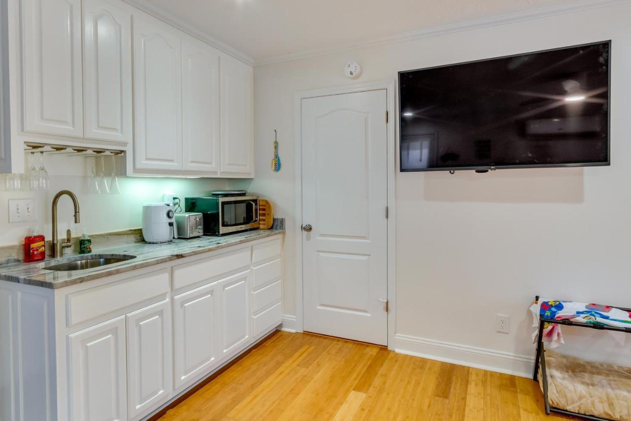 Gulf Breeze Vacation Rental For 2 With Pool Access! Exterior foto