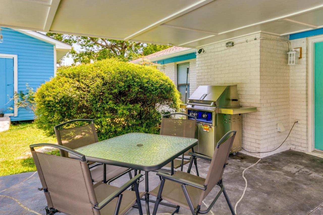 Gulf Breeze Vacation Rental For 2 With Pool Access! Exterior foto